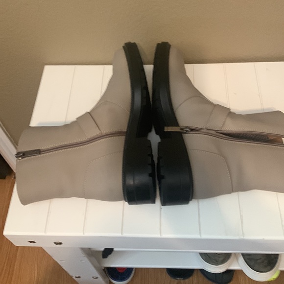 Aquatalia lillie top grain leather motorcycle boot size - Picture 5 of 10